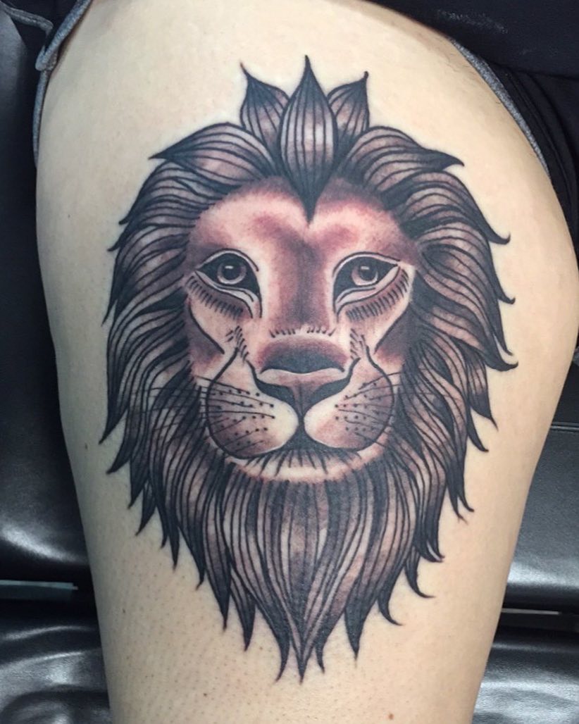 搞医疗器械行业的慎先生大腿狮子纹身图案